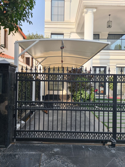 Aman Tensile Structure Luxury Villa Cantilever Installation